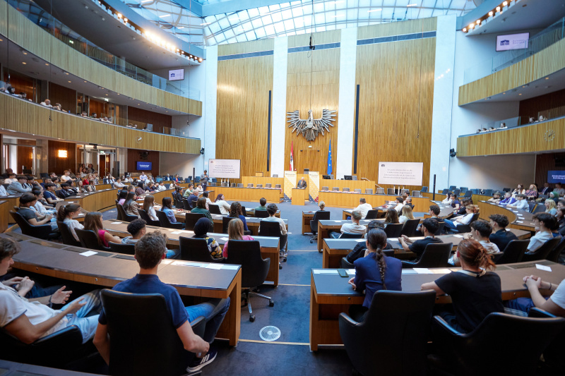 Eröffnungsworte. Nationalratspräsident Walter Rosenkranz (FPÖ)