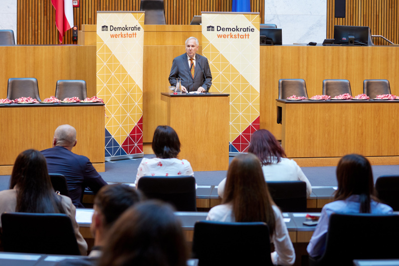 Eröffnungsworte. Nationalratspräsident Walter Rosenkranz (FPÖ)