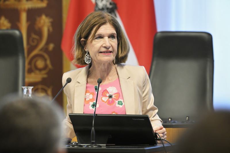 Eröffnungsworte. Bundesratspräsidentin Andrea Eder-Gitschthaler (ÖVP)