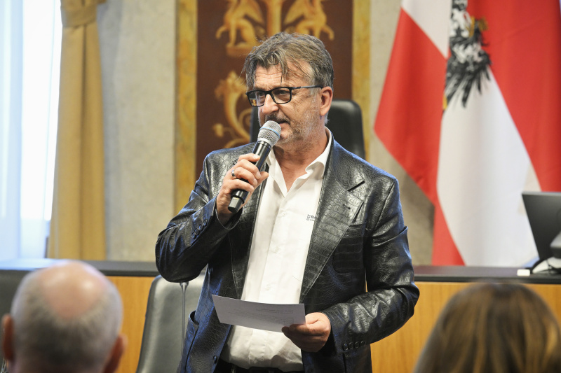 Moderation. Geschäftsführer „Die Bachschmiede“ Bernhard Robotka