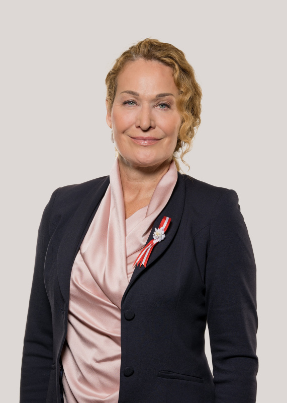 Marie-Christine Giuliani-Sterrer