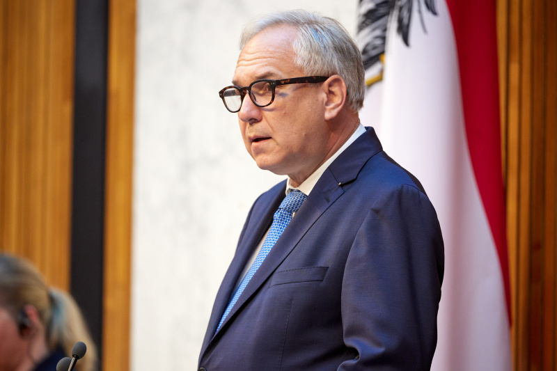 Nationalratspräsident Walter Rosenkranz (FPÖ) am Präsidium