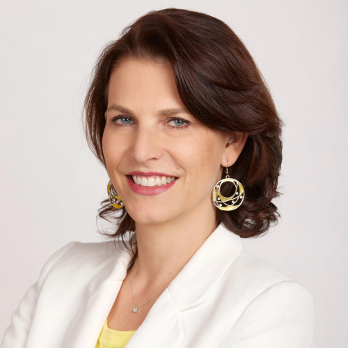 Portrait of Mag. Karoline Edtstadler