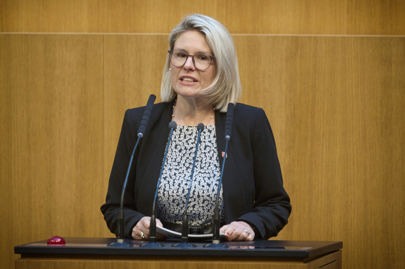 Am Redner:innenpult: Nationalratsabgeordnete Ricarda Berger (FPÖ)