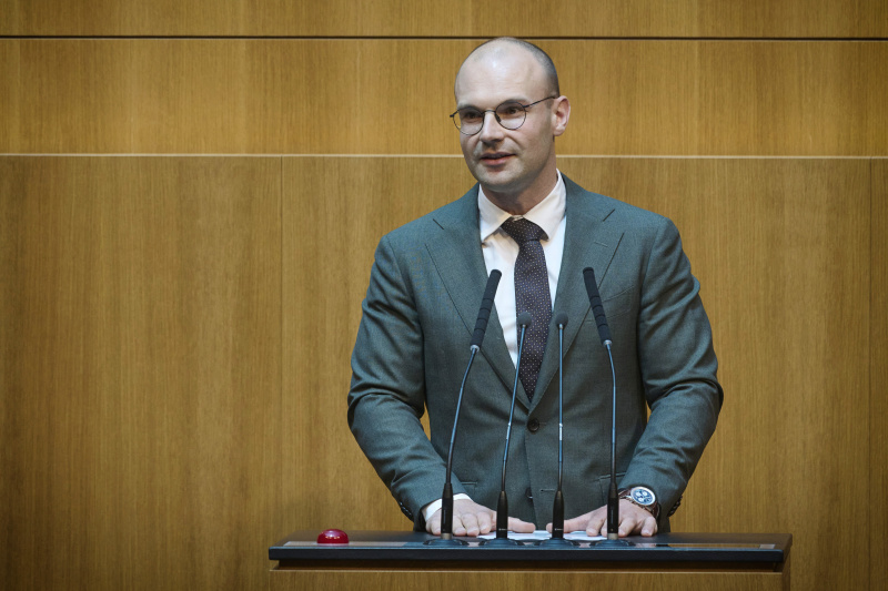 Am Redner:innenpult: Nationalratsabgeordneter Paul Hammerl (FPÖ)