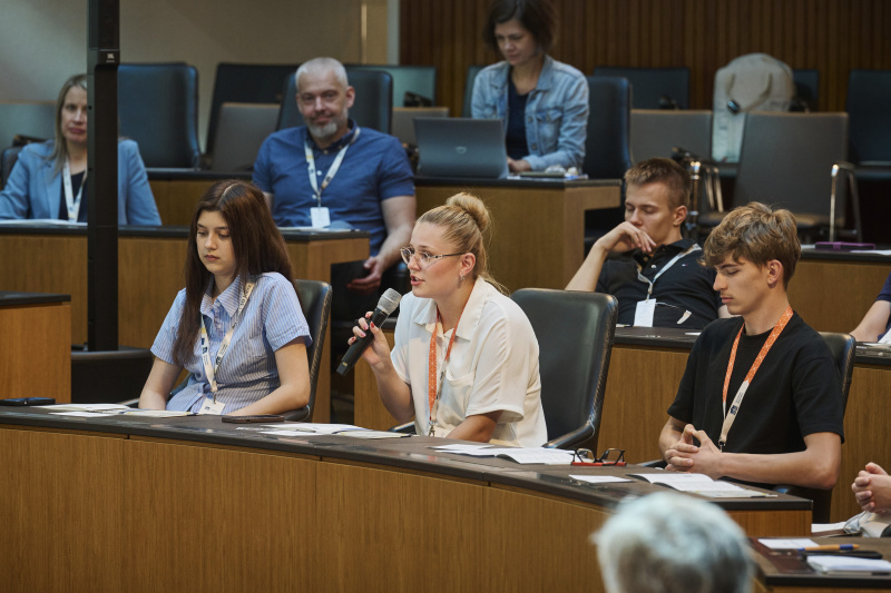 Expert:innengespräch. Fragen von Schüler:innen