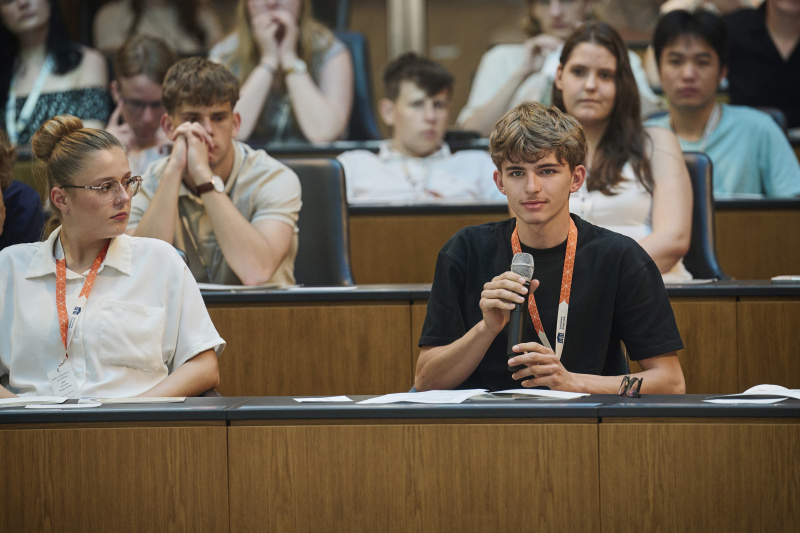 Expert:innengespräch. Fragen von Schüler:innen