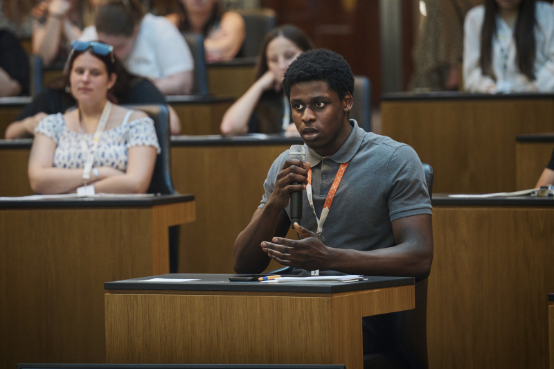 Expert:innengespräch. Fragen von Schüler:innen