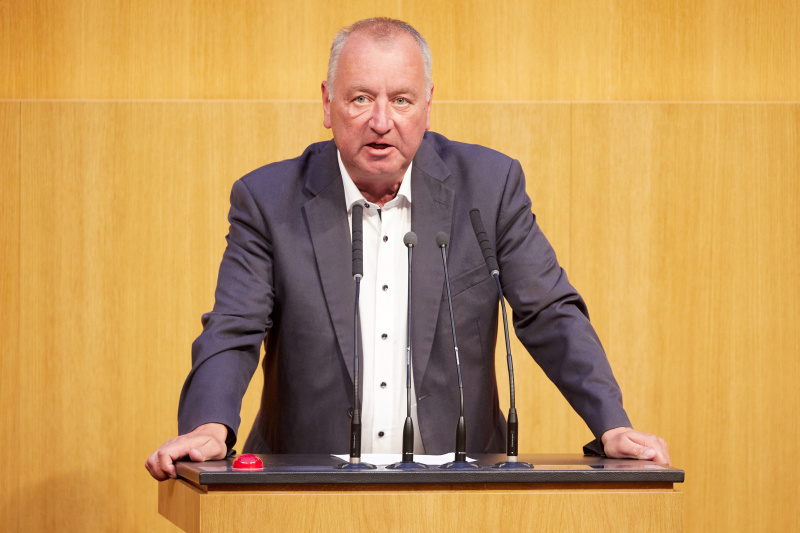 Am Redner:innenpult: Nationalratsabgeordneter Wolfgang Zanger (FPÖ)