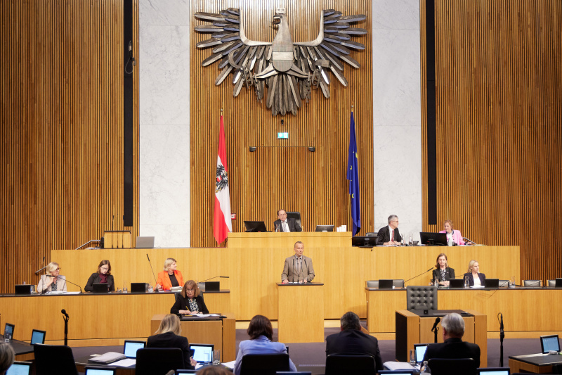 Am Redner:innenpult: Nationalratsabgeordneter Alois Kainz (FPÖ)