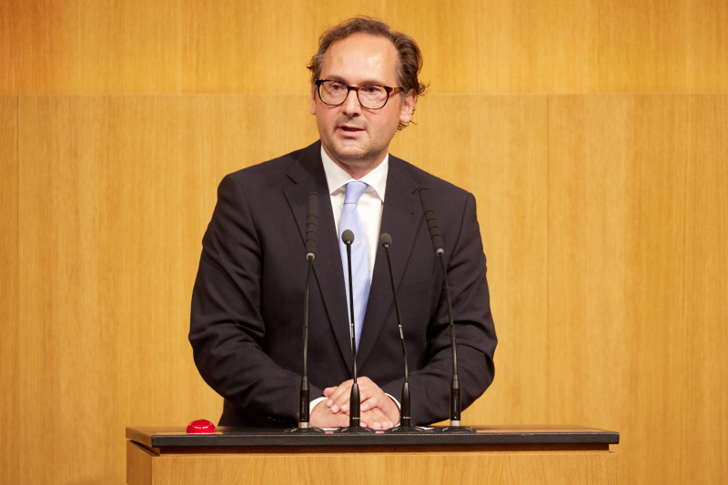 Am Redner:innenpult: Nationalratsabgeordneter Andreas Minnich (ÖVP)