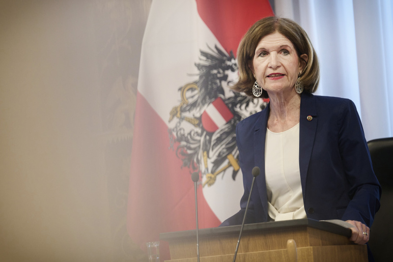Abschiedsrede. Bundesratspräsidentin Andrea Eder-Gitschthaler (ÖVP)