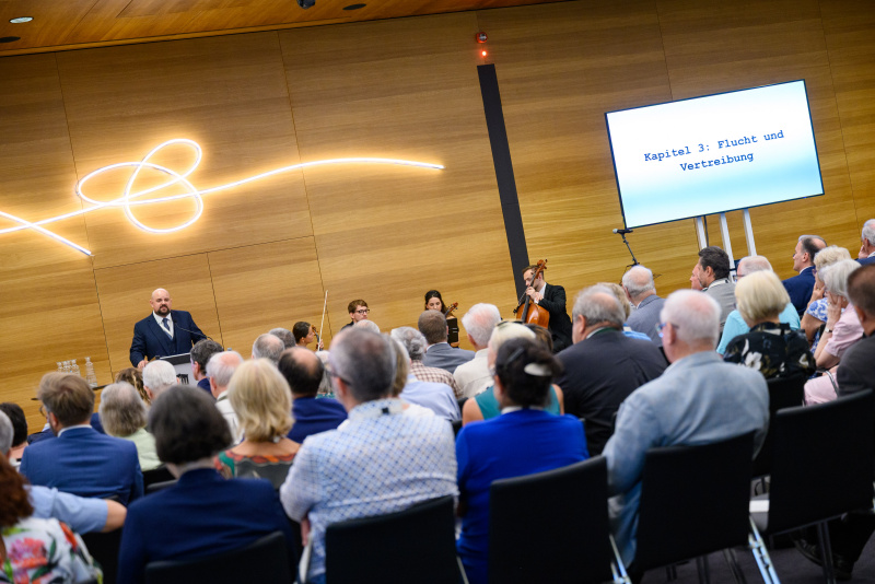 Direktor des Instituts für deutsche Kultur und Geschichte Südosteuropas an der LMU München Florian Kührer-Wielach