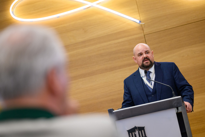 Direktor des Instituts für deutsche Kultur und Geschichte Südosteuropas an der LMU München Florian Kührer-Wielach