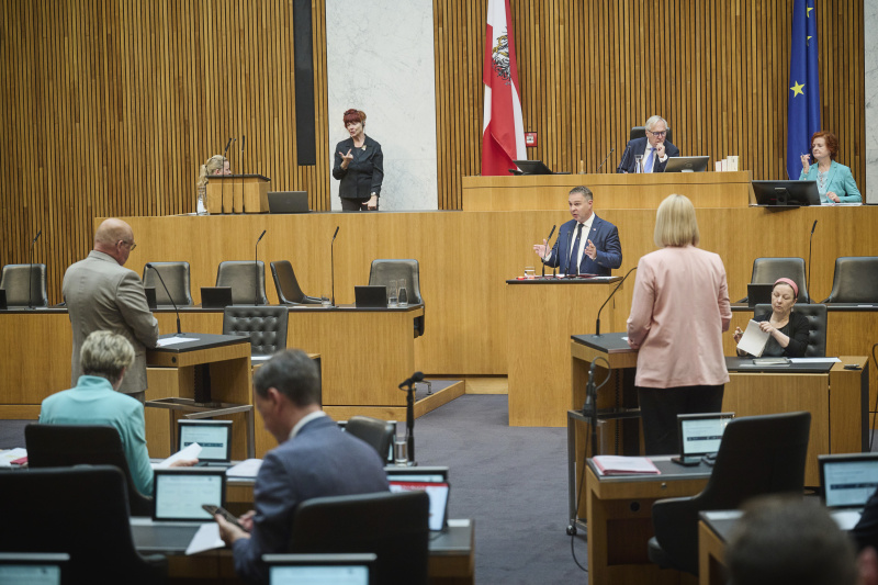 Fragestunde. Vizekanzler Andreas Babler (SPÖ)