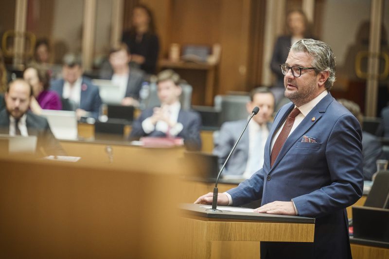 Fragestunde. Nationalratsabgeordneter Wendelin Mölzer (FPÖ)