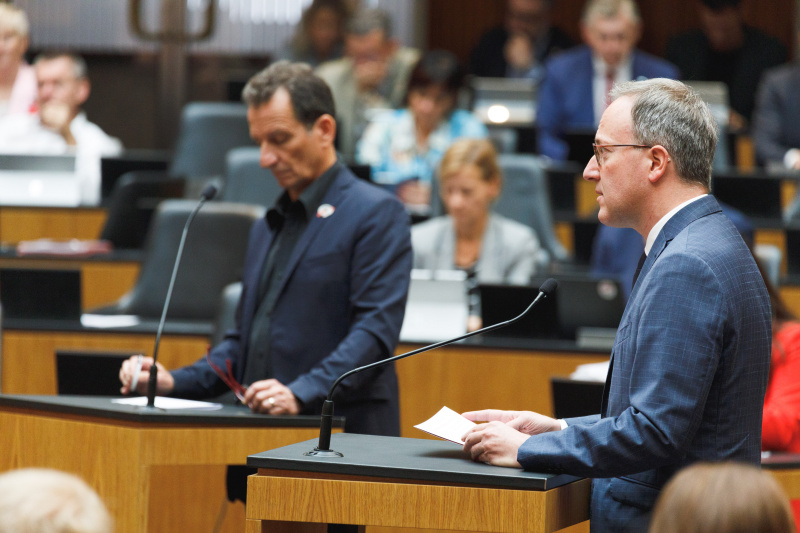 Fragestellung Nationalratsabgeordneter Dominik Oberhofer (NEOS)