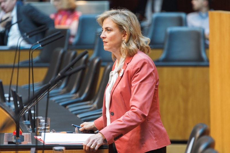 Außenministerin Beate Meinl-Reisinger (NEOS)