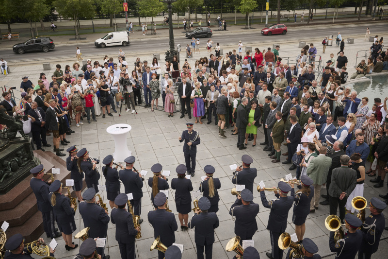 Blick Richtung Veranstaltungsteilnehmer:innen