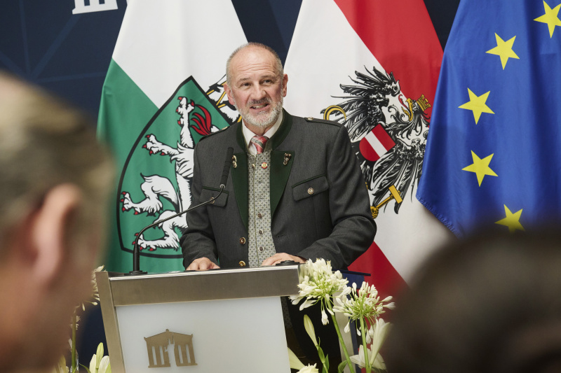 Begrüßung. Bundesratspräsident Peter Samt (FPÖ)