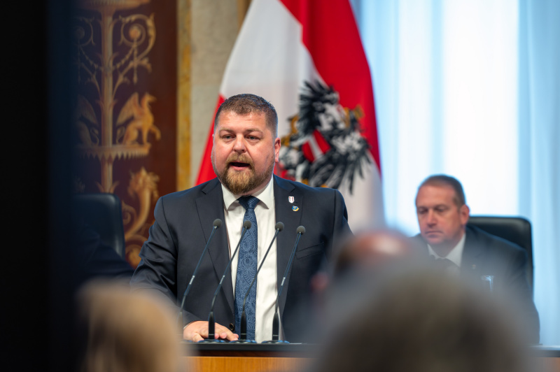 Bundesrat Andreas Arthur Spanring (FPÖ) am Redner:innenpult