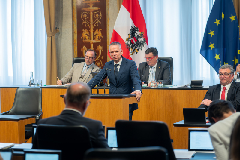 Bundesrat Harald Himmer (ÖVP) am Redner:innenpult