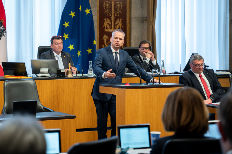 Bundesrat Harald Himmer (ÖVP) am Redner:innenpult