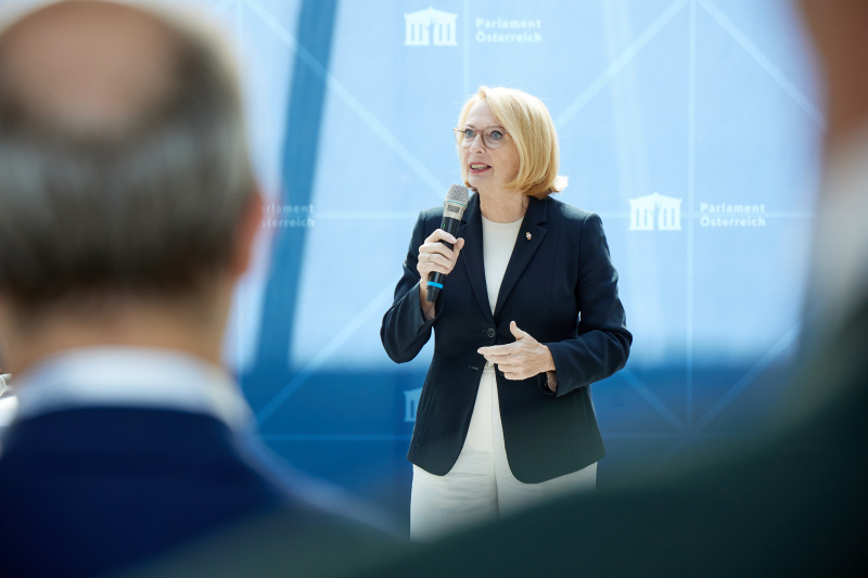 Begrüßungsworte Dritte Nationalratspräsidentin Doris Bures (SPÖ)