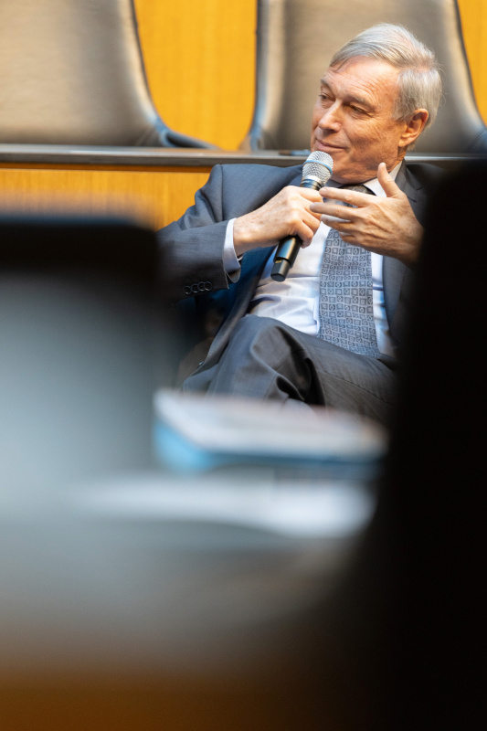 Botschafter a. D. Dietmar Schweisgut