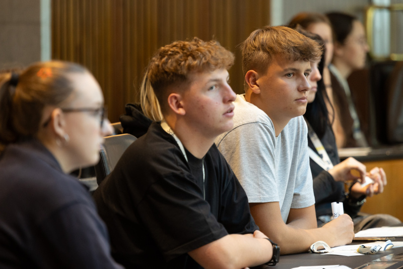 Blick Richtung Schülerinnen und Schüler