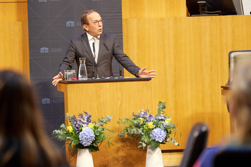 Eröffnungsworte Zweiter Nationalratspräsident Peter Haubner (ÖVP)