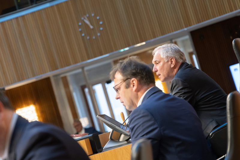 Antwort zur Stellungnahme. Nationalratspräsident Walter Rosenkranz (FPÖ) am Präsidium