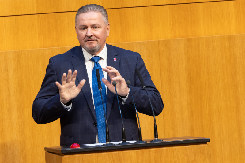 Am Rednerpult: Nationalratsabgeordneter Roman Haider (FPÖ)