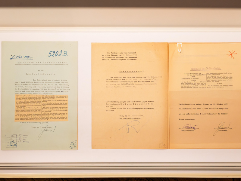 Bericht des Hauptausschusses über den Antrag auf Schaffung eines Neutralitätsgesetzes und Bundesratsbeschluss über Regierungsvorlage des Bundesverfassungsgesetzes über die Neutralität Österreichs 