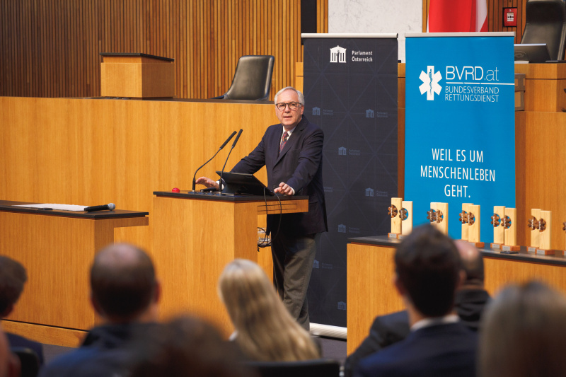 Am Rednerpult: Nationalratspräsident Walter Rosenkranz (FPÖ)