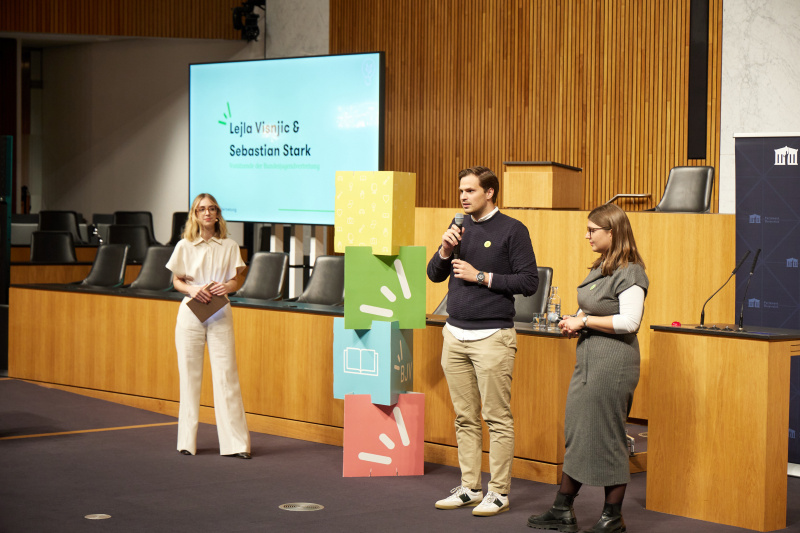 Abschluss und Ausblick. Von links: Verena Mischitz, Vorsitzende der Bundesjugendvertretung Lejla Visnjic, Vorsitzender der Bundesjugendvertretung Sebastian Stark