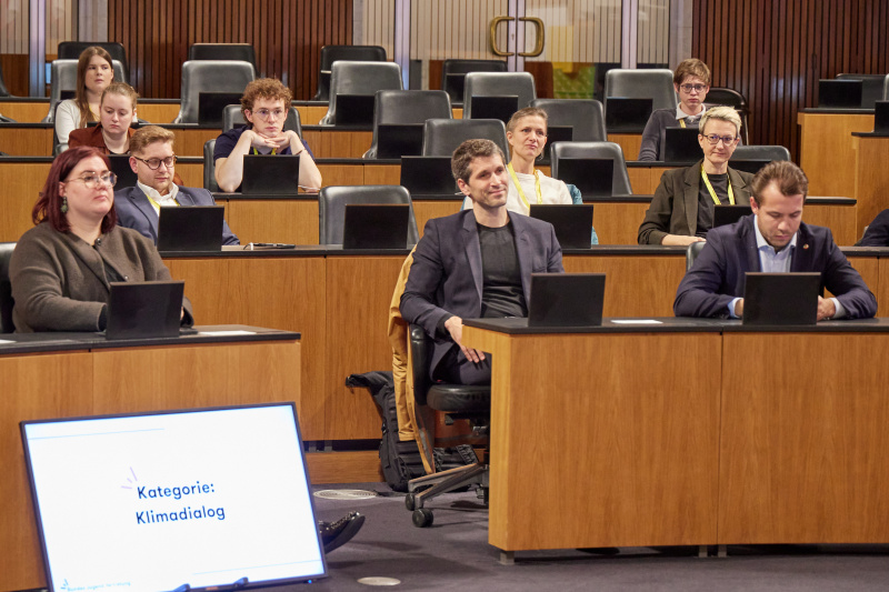 Von links: Nationalratsabgeordnete Carina Reiter (ÖVP), Nationalratsabgeordneter Lukas Hammer (GRÜNE), Nationalratsabgeordneter Maximilian Weinzierl (FPÖ)