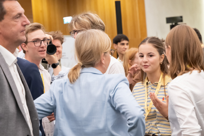 Vorstellungsrunde mit Jugendlichen