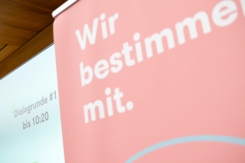 Roll-Up "Wir bestimmen mit"