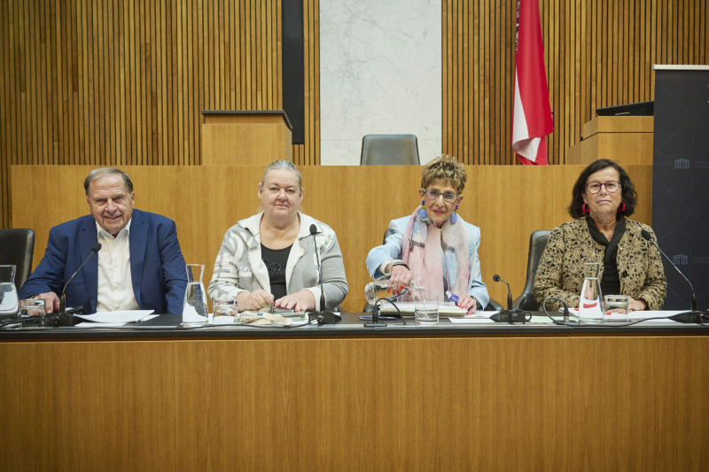 Von links: Vizepräsident des Seniorenrates Thomas Richler, Vizepräsidentin des Seniorenrates Monika Kemperle, Präsidentin des Seniorenrates Ingrid Korosec, Präsidentin des Seniorenrates Birgit Gerstorfer