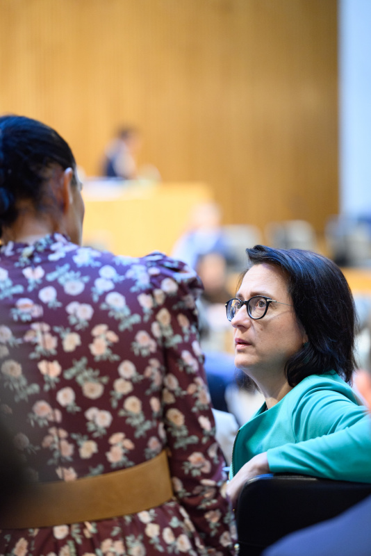 Nationalratsabgeordnete Gudrun Kugler (ÖVP) im Gepsräch