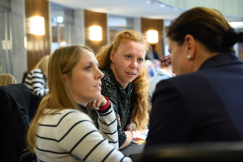 Nationalratsabgeordnete Kira Grünberg (ÖVP) im Gespräch