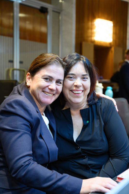 Von Links: Nationalratsabgeordnete Bettina Zopf (ÖVP), Nationalratsabgeordnete Agnes Totter (ÖVP)