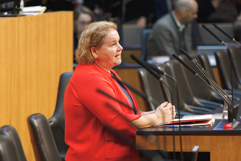 Fragenbeantwortung Sozialministerin Korinna Schumann (SPÖ)