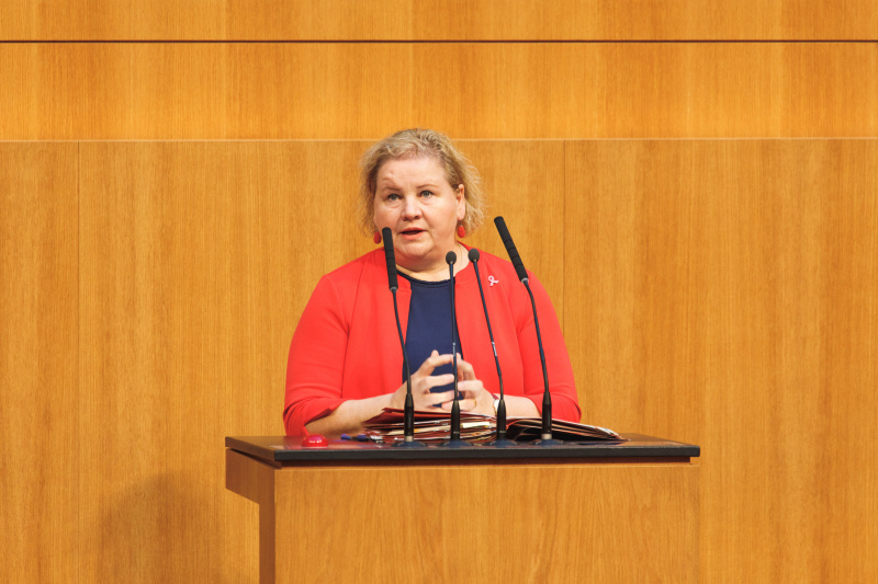 Fragenbeantwortung Sozialministerin Korinna Schumann (SPÖ)