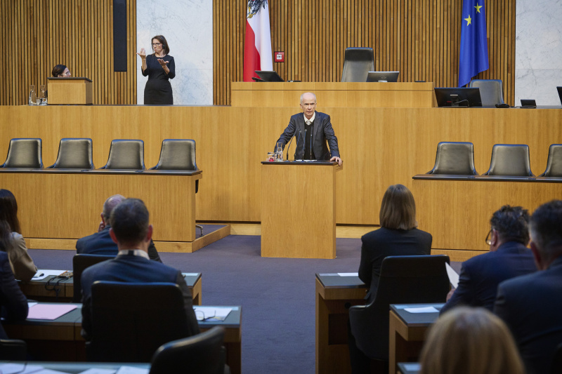 Impulsvortrag. Professor für Völkerrecht, Europarecht und Vergleichendes Öffentliches Recht an der Universität Innsbruck Peter Hilpold