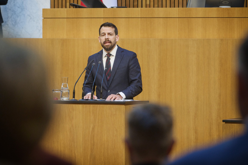 Impulsvortrag. Chef Verteidigungspolitik / Stv. Chef Strategie und Kooperation Eidgenössisches Departement für Verteidigung, Bevölkerungsschutz und Sport VBS Joachim Adler