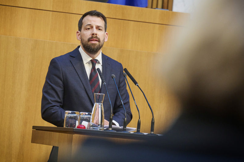 Impulsvortrag. Chef Verteidigungspolitik / Stv. Chef Strategie und Kooperation Eidgenössisches Departement für Verteidigung, Bevölkerungsschutz und Sport VBS Joachim Adler