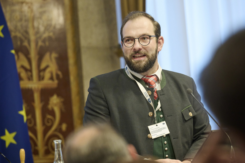 Am Rednerpult: Umweltanwalt und Leiter der Umweltanwaltschaft, Landesregierung Steiermark Maximilian Lughofer