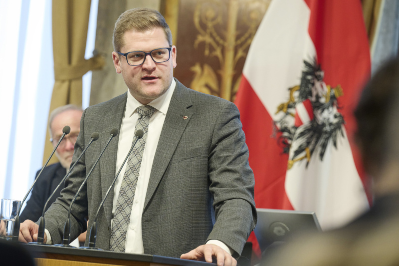 Am Rednerpult Bundesrat Markus Stotter (ÖVP)